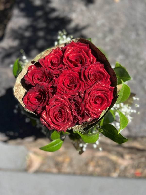 Red Rose Cluster Arrangement